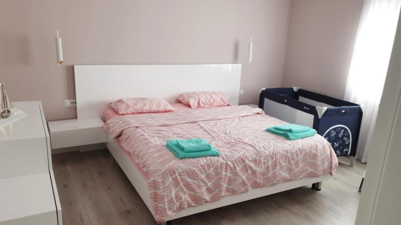 Luxurious Double Bedroom Suite Tirana Exterior photo